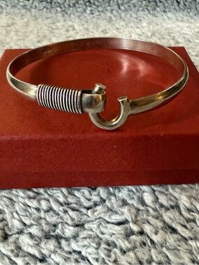 St Croix Style Hook Sterling Silver Bracelet